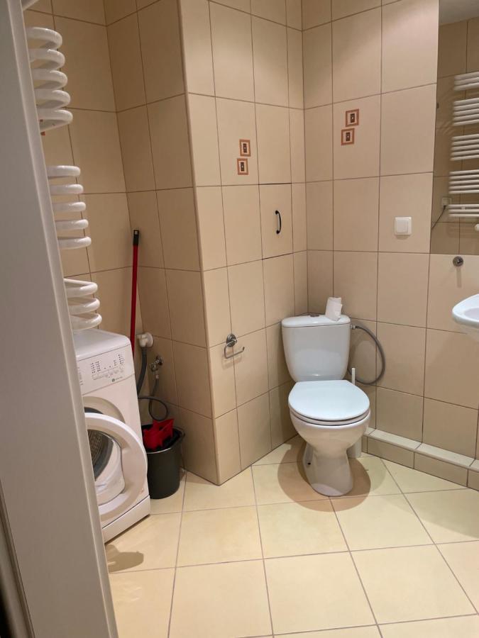 Pokój Trzyosobowy typu Basic ze wspólną łazienką - Photo 5